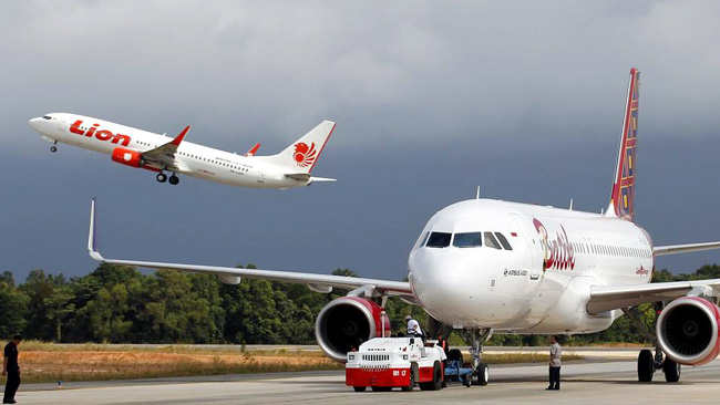 Astagfirullah! Batik Air Tergelincir di Jogjakarta