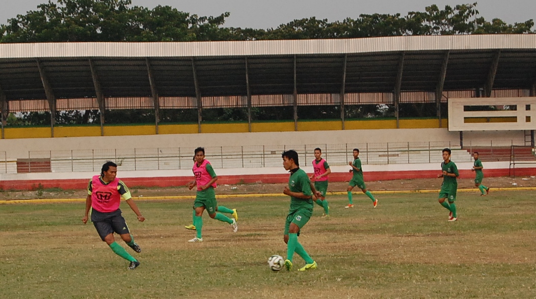 Sepak Bola Pra-PON