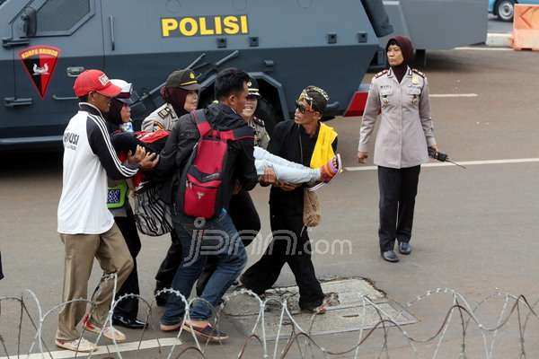 Presiden Jokowi Nanti Mau Temui Honorer K2