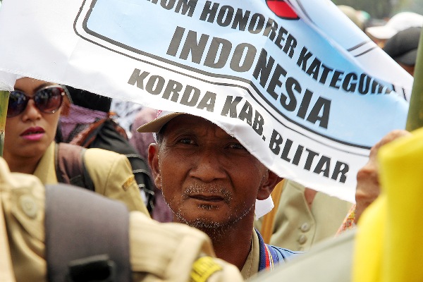 PNS Bakal Terima Gaji 14, Honorer Cemburu