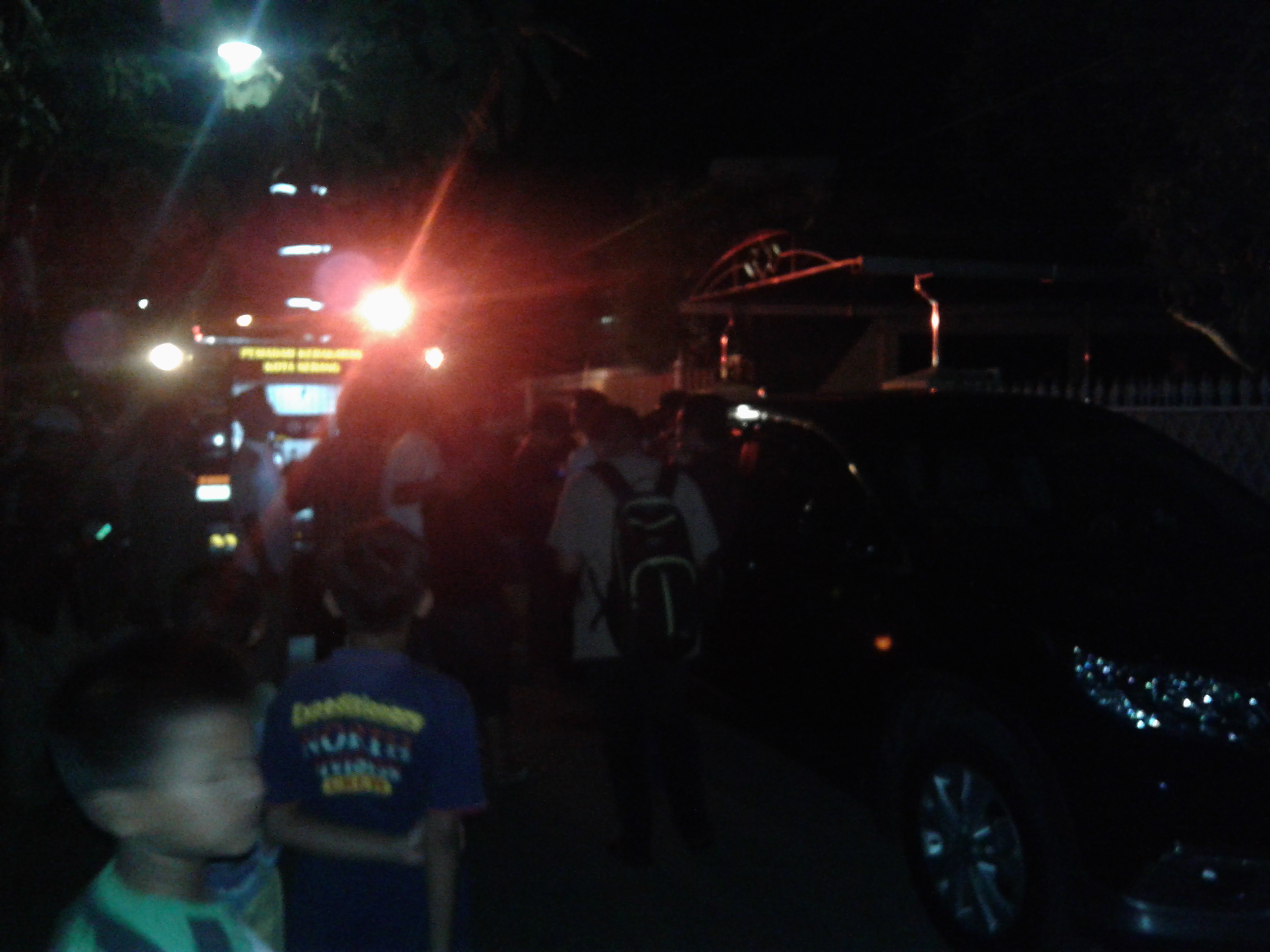 Lagi Tahlil Malam Ketujuh Korban Pembunuhan, Tiba-tiba Atap Rumah Meledak
