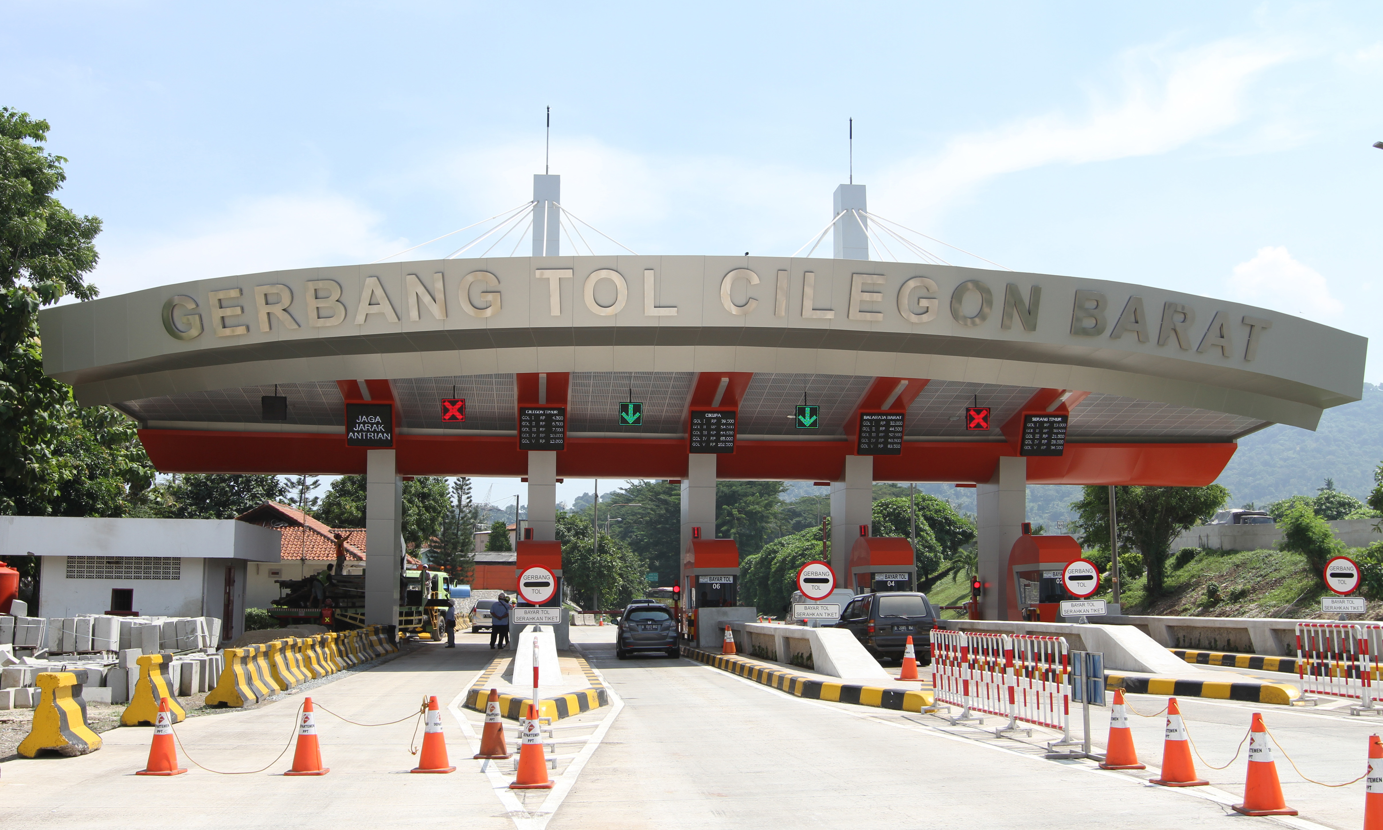 Renovasi 9 Gerbang Tol Tangerang-Merak Rampung