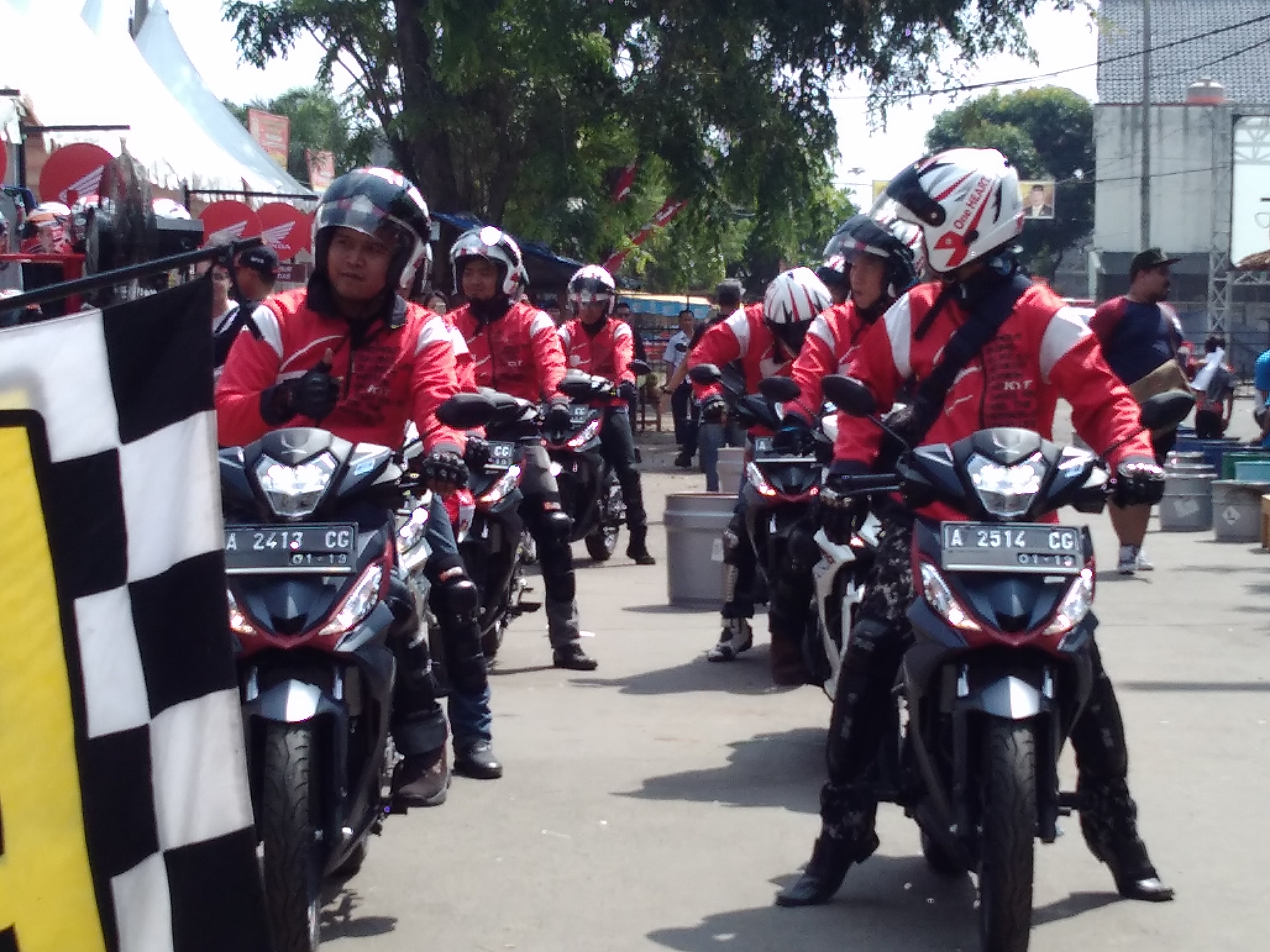10 Biker Jajal Ketangguhan Honda All New Supra GTR 150