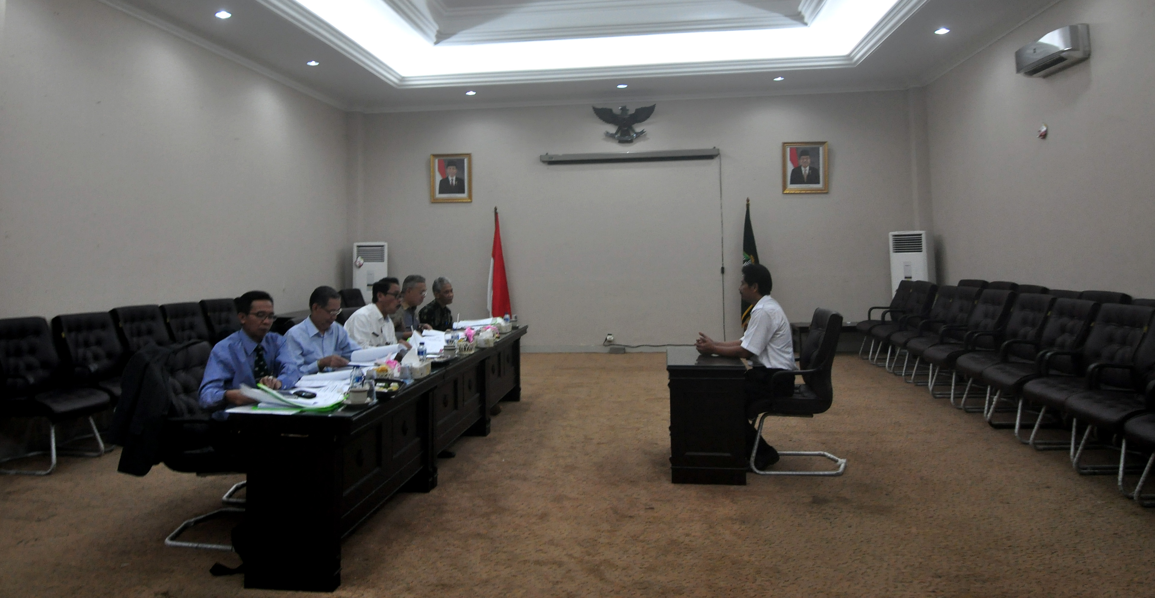Sepuluh Pejabat Lolos Lelang Jabatan Kepala Disnakertrans Banten