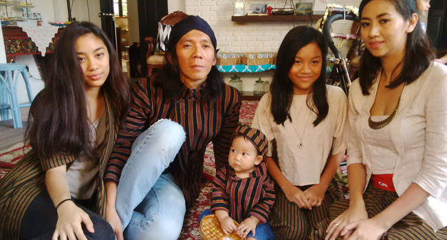 Bimbim Slank Wajibkan Anaknya Khatam Alquran