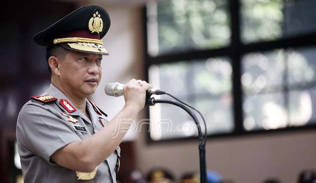 Kapolri Ingatkan Pengusaha Tak Paksa Pekerja Pakai Atribut Natal