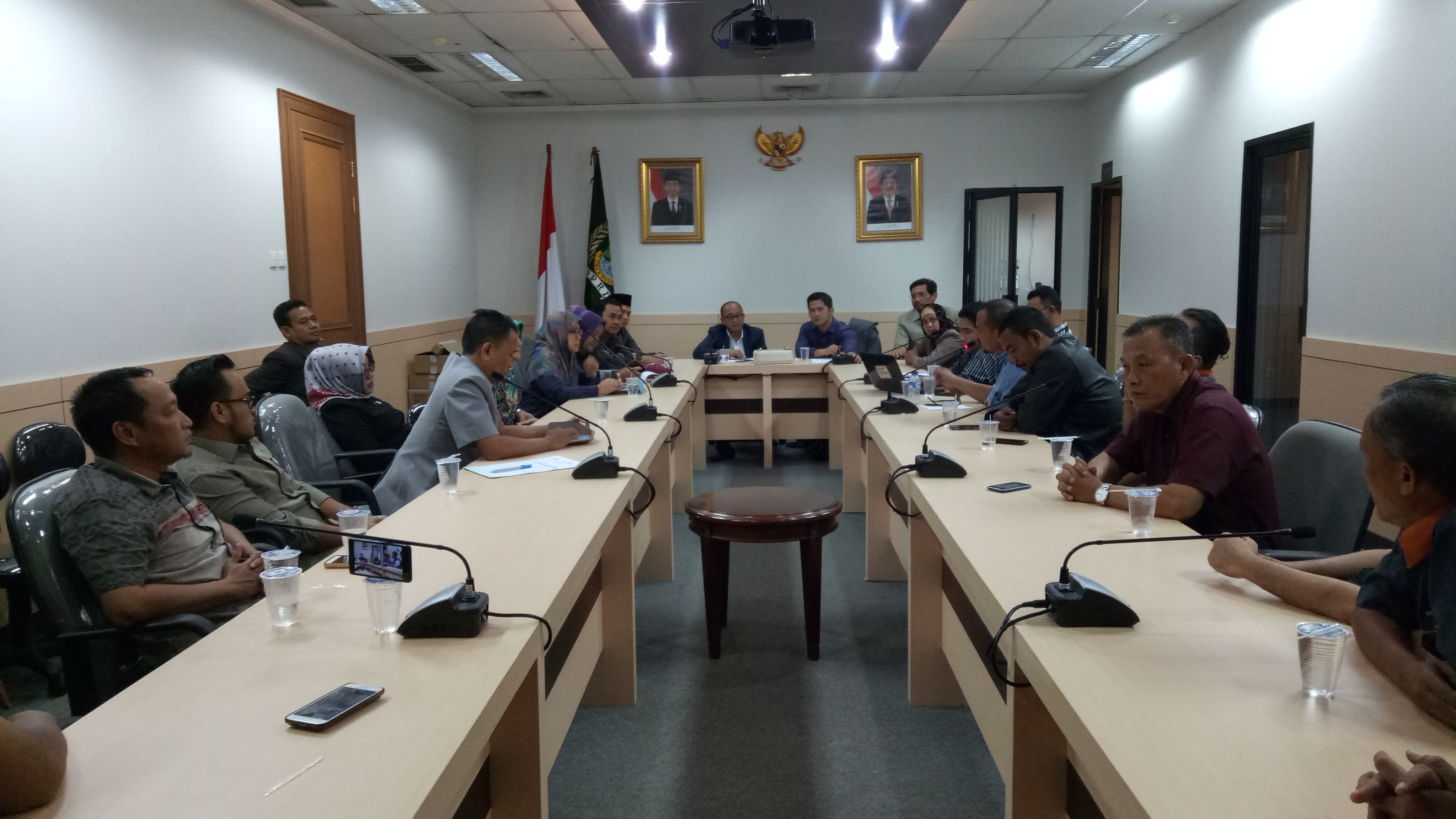 Komunikasi dengan Direksi Buntu, Karyawan PT MMS Temui Komisi V DPRD Banten
