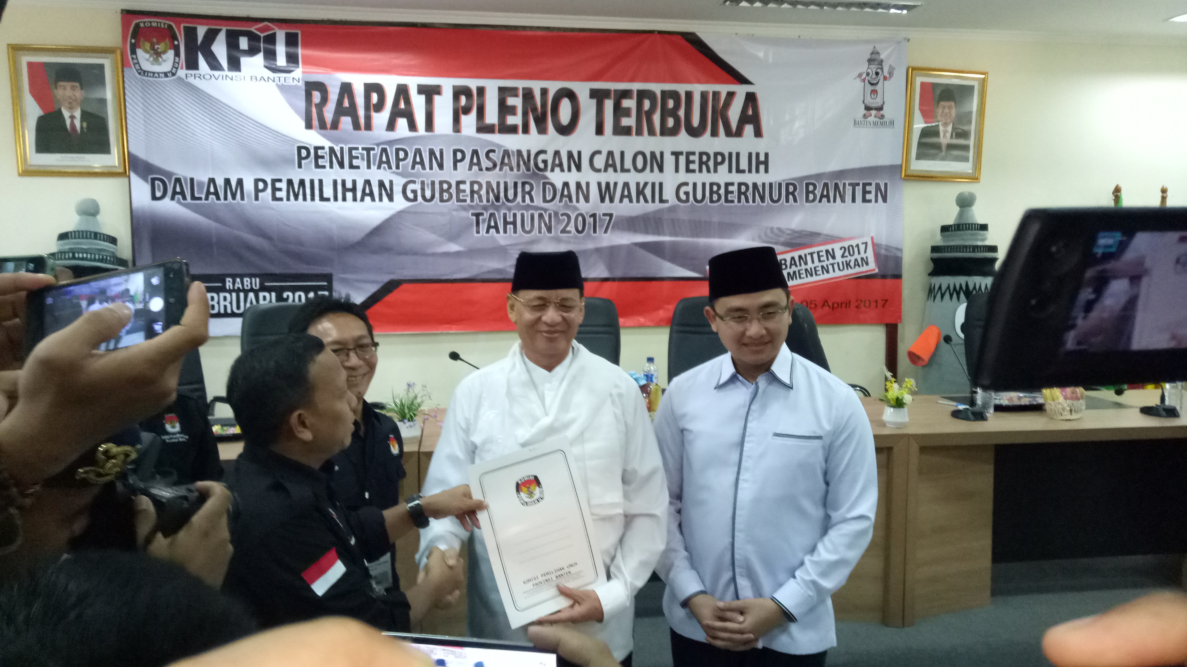 Resmi Jadi Gubernur Terpilih, Ini Komentar WH dan Andika