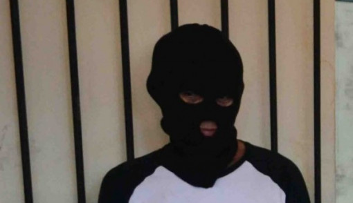 Kocak, Maling Terjebak di Bangunan Sarang Walet