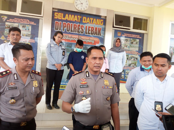 Transaksi di Warung, Sekali Kencan Rp500 Ribu