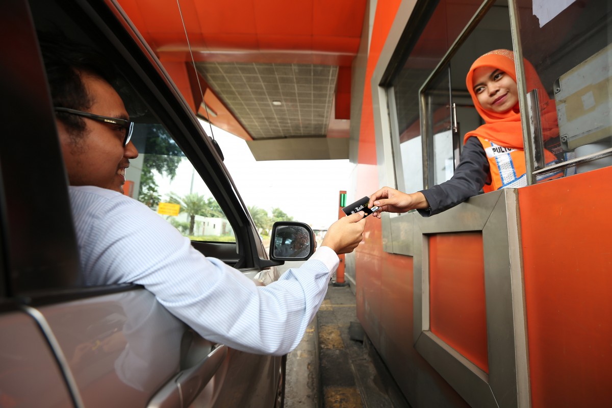 Tol Tangerang-Merak Beri Diskon Tarif 10% bagi Pengguna Uang Elektronik