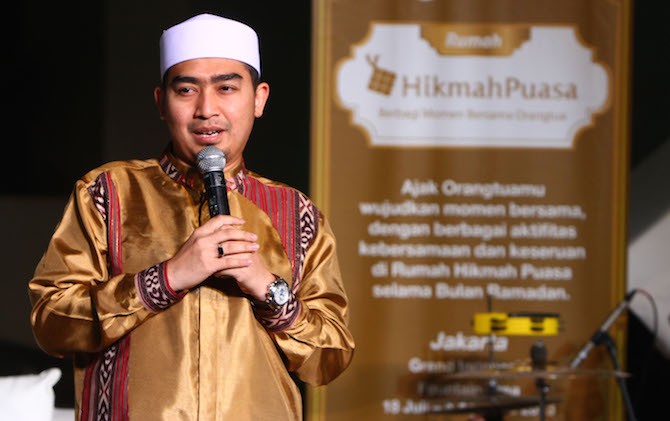 Ustaz Solmed Ditahan Keamanan Bandara Singapura, Ini Kronologinya
