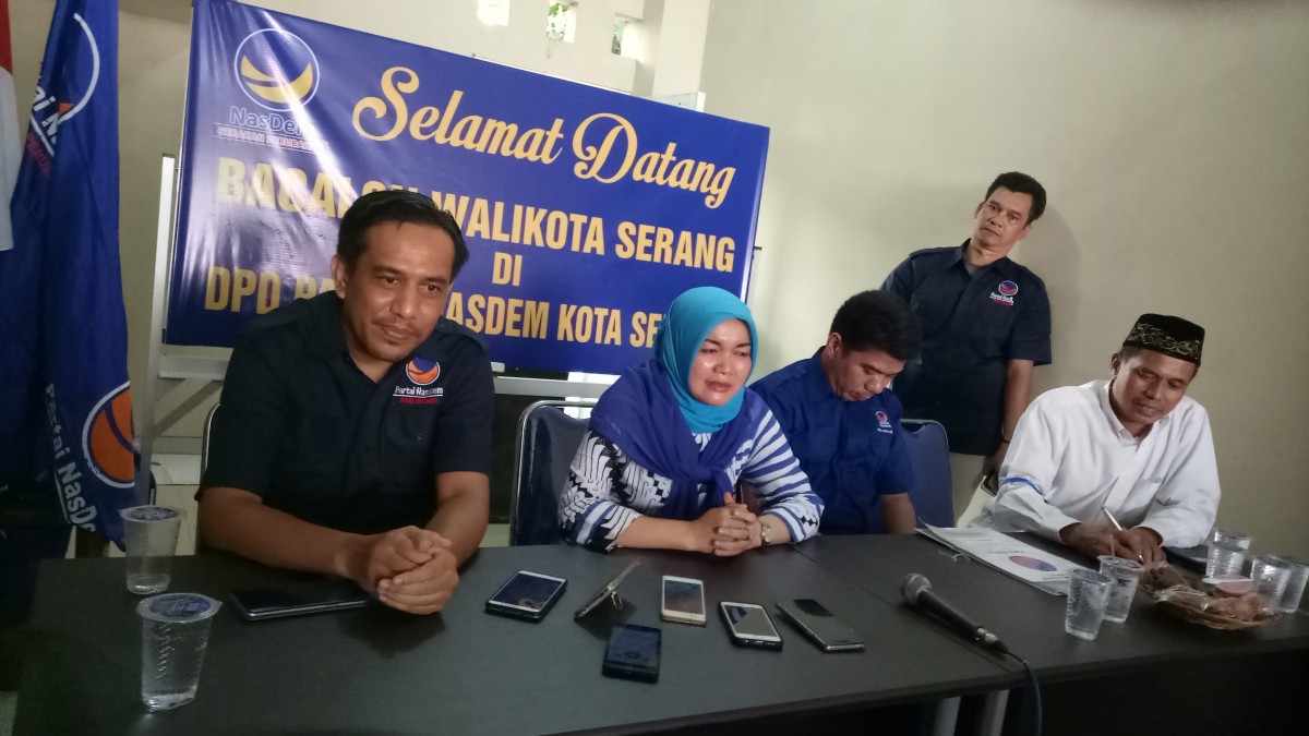 Serahkan Formulir ke Nasdem, Nuraeni: Saya Bukan Perempuan Sembarangan