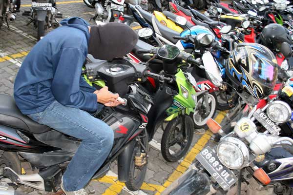 Curi Motor, Calo Bus Asal Bandar Lampung Dibekuk Polisi