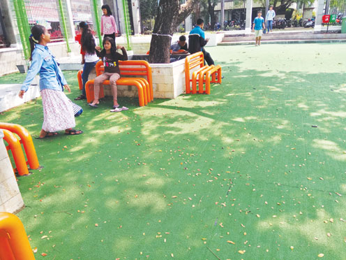 Taman Masjid Agung Cilegon Kurang Terawat