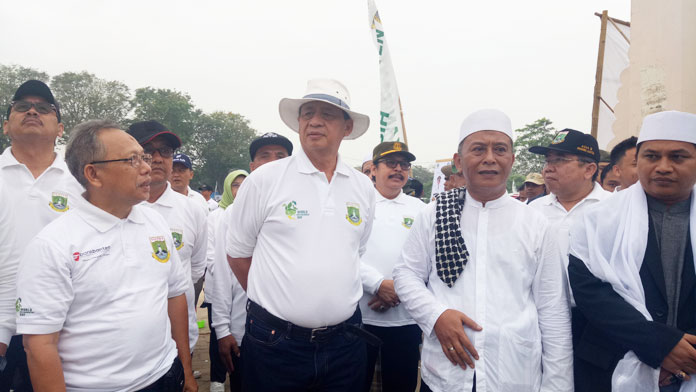 Jalan Menuju Banten Lama Rusak, Ini Pernyataan Gubernur WH