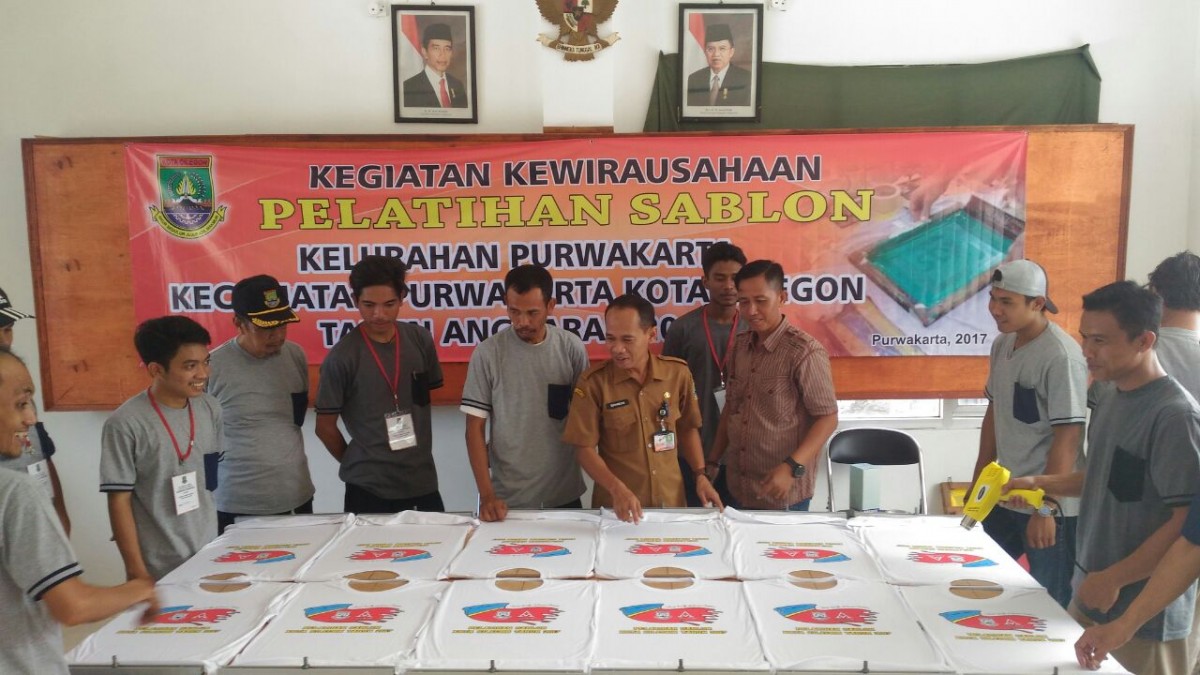 Kelurahan Purwakarta Dorong Warganya Berwirausaha