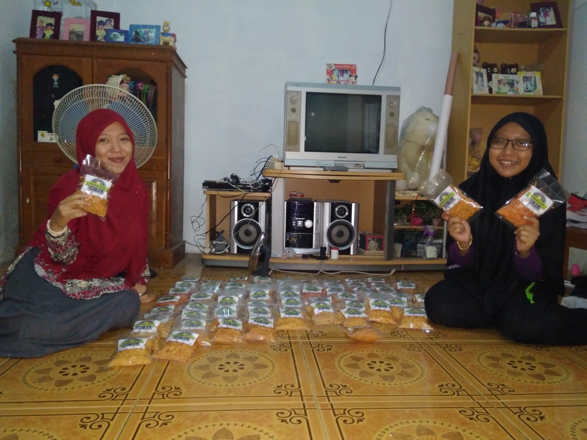 Dari Tugas Kuliah Jadi Lahan Penghasilan Jutaan Rupiah