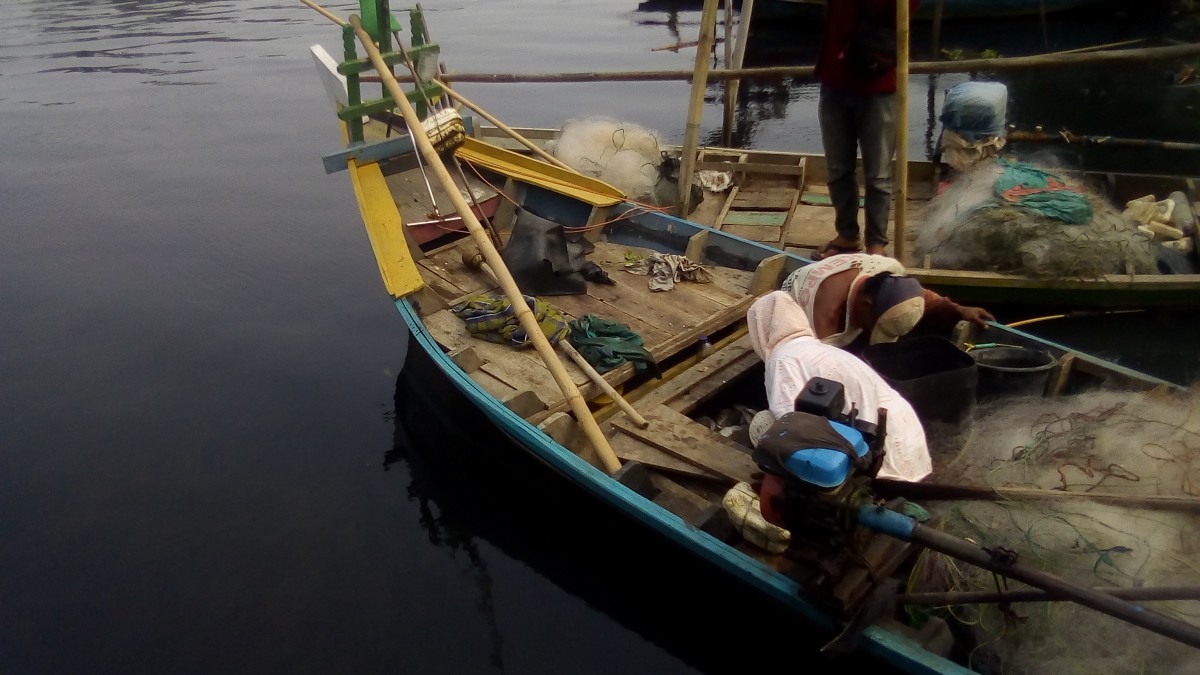Air Sungai Ciujung Berwarna Hitam dan Bau, Diduga Tercemar Limbah Industri