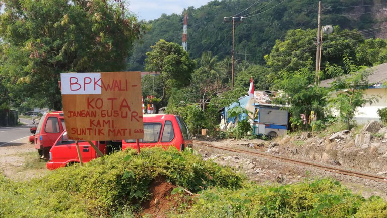 Warga Korban Gusuran di Cilegon Minta Disuntik Mati