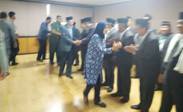 Punya ‘Maghrib Mengaji’, Bupati Iti Tolak Full Day School