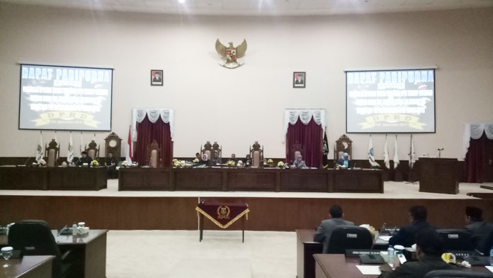 Perda Hak Keuangan dan Administratif Pimpinan dan Anggota DPRD Banten Disahkan
