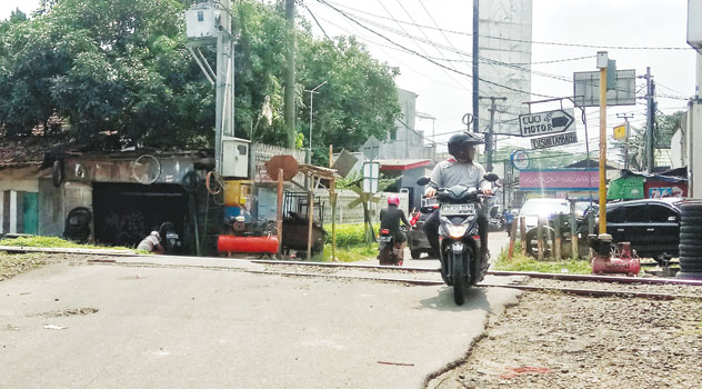 Reaktivasi Rel KA Rangkasbitung-Labuan Terkendala Bangunan