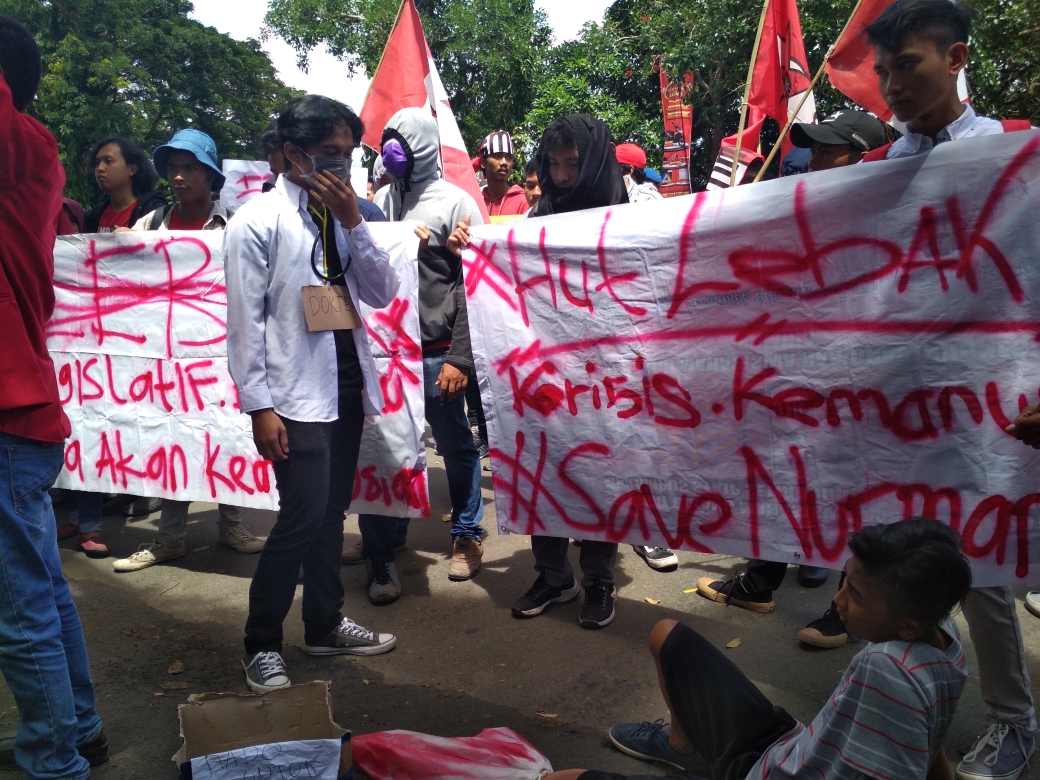 Demo Pemkab Lebak, Mahasiswa Singgung Infrastruktur dan Pantai Sawarna