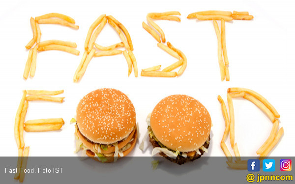 Berapa Batas Usia Aman Konsumsi Fast Food?