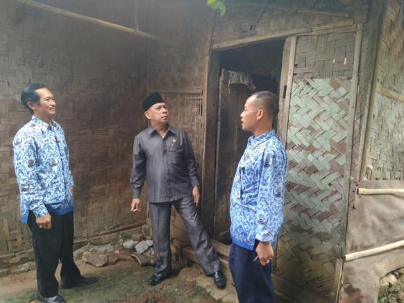 Wakil Ketua DPRD Lebak Usulkan Rumah Warga di Desa Mekarsari Direnovasi