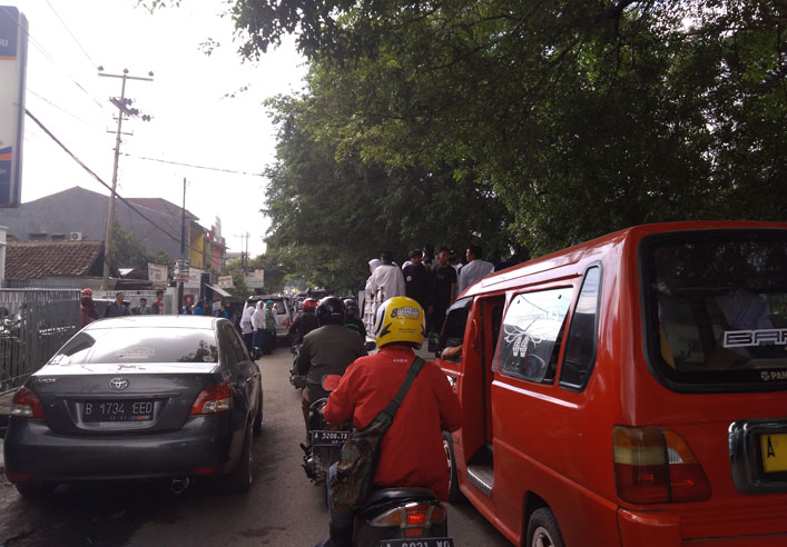 Pawai Taaruf MTQ XVII Cilegon, Jalan Protokol Macet Total