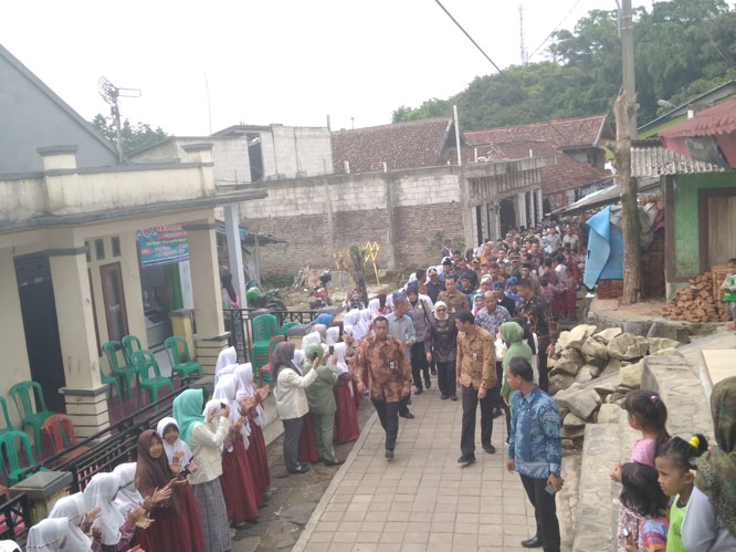 Foto: Kunjungan Mufidah Jusuf Kalla ke Banten