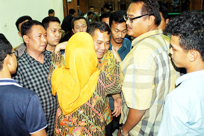 Walikota Cilegon Nonaktif Divonis Enam Tahun Penjara