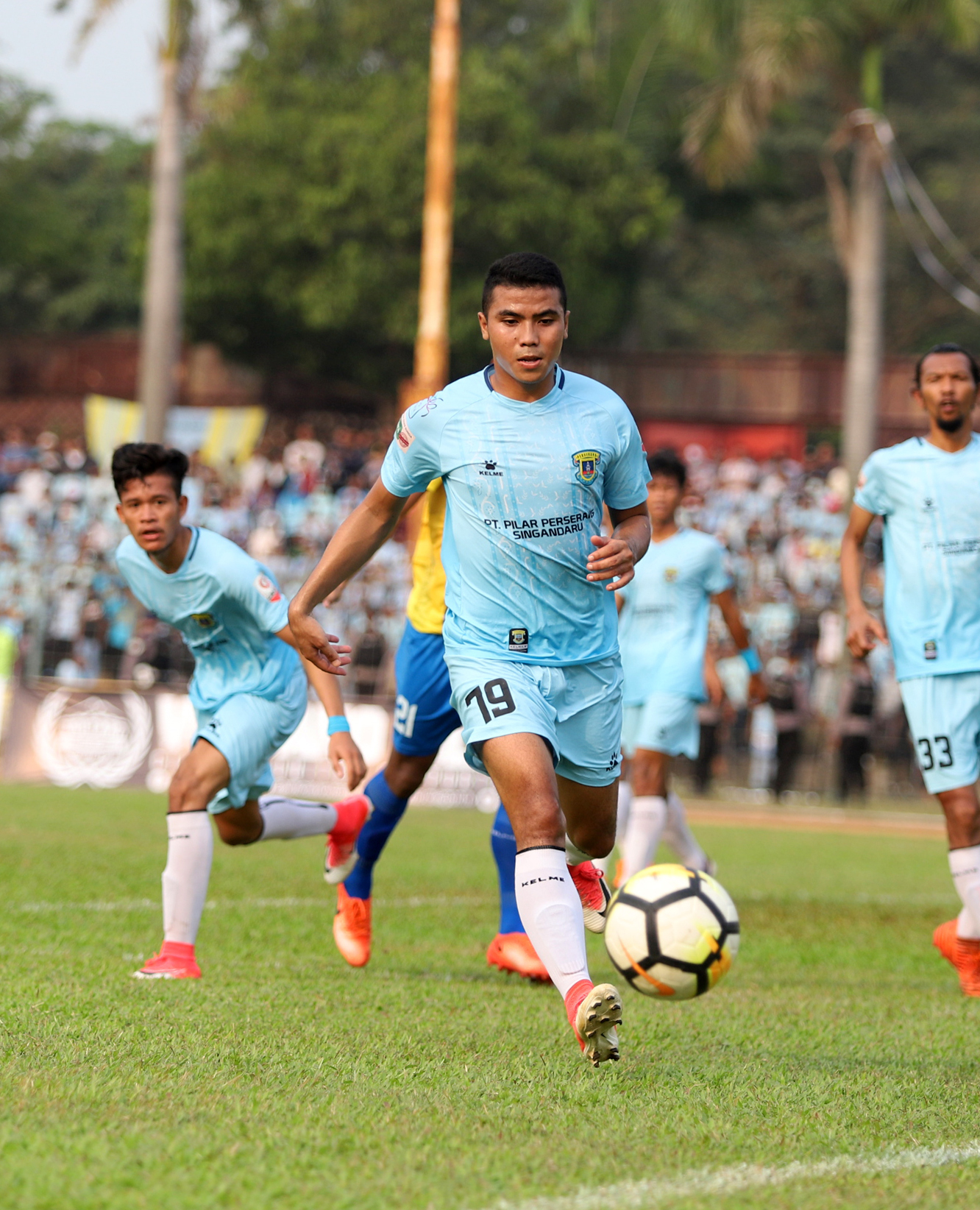 Eks Pemain Persib dan Persela Gabung Perserang