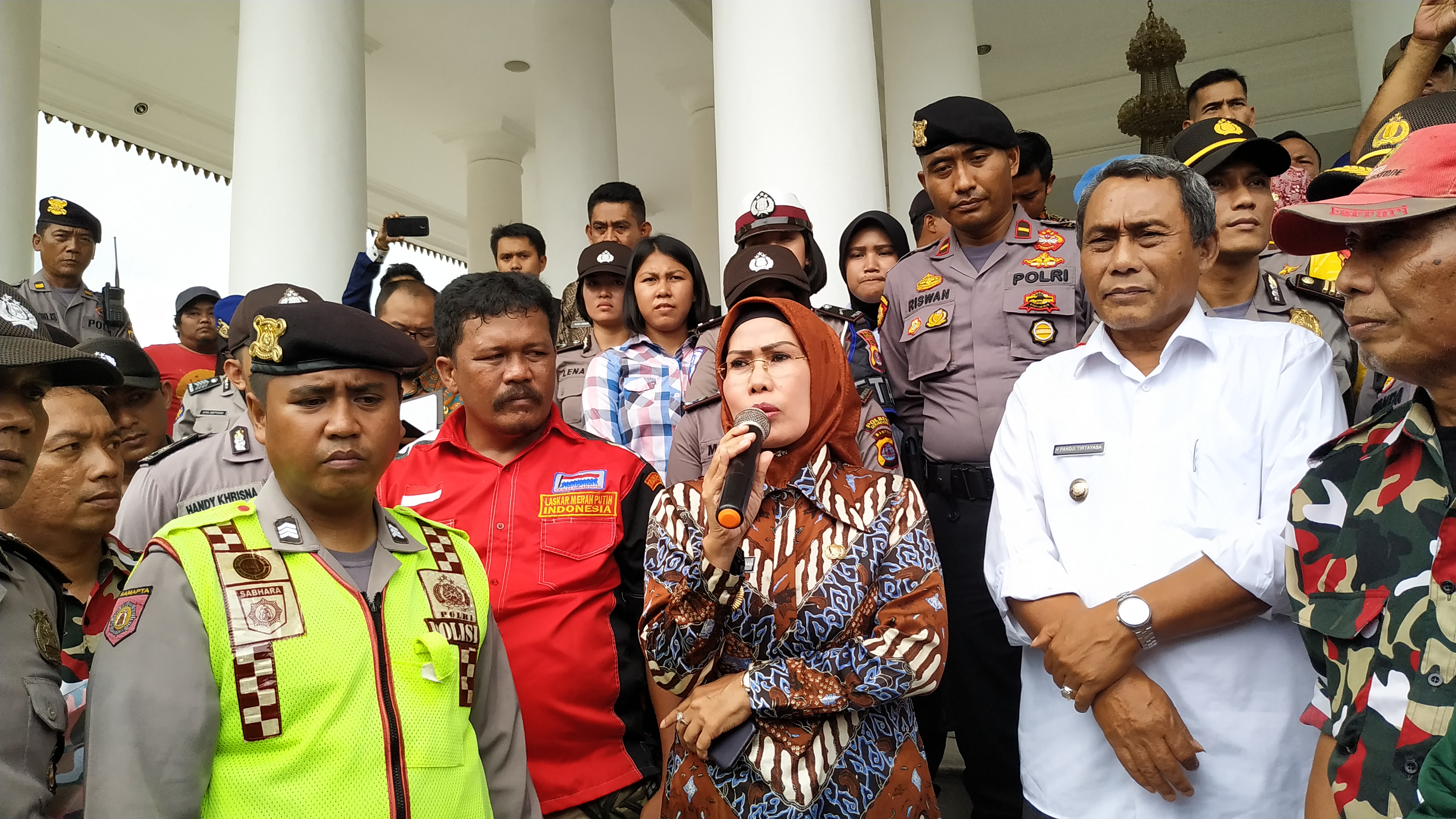 Laskar Merah Putih Minta Pemkab Serang Tutup Tempat Hiburan Ilegal
