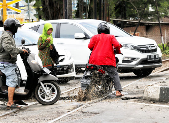 Bahaya! Jangan Berputar Arah Sembarangan
