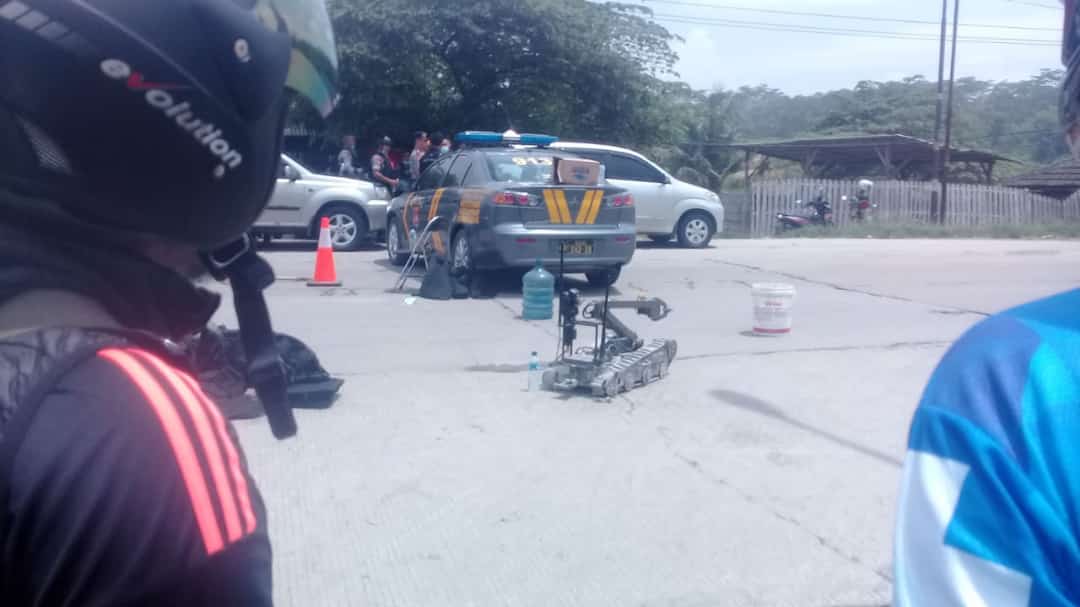 Polisi Amankan Dus yang Diduga Bahan Bom di Cikande