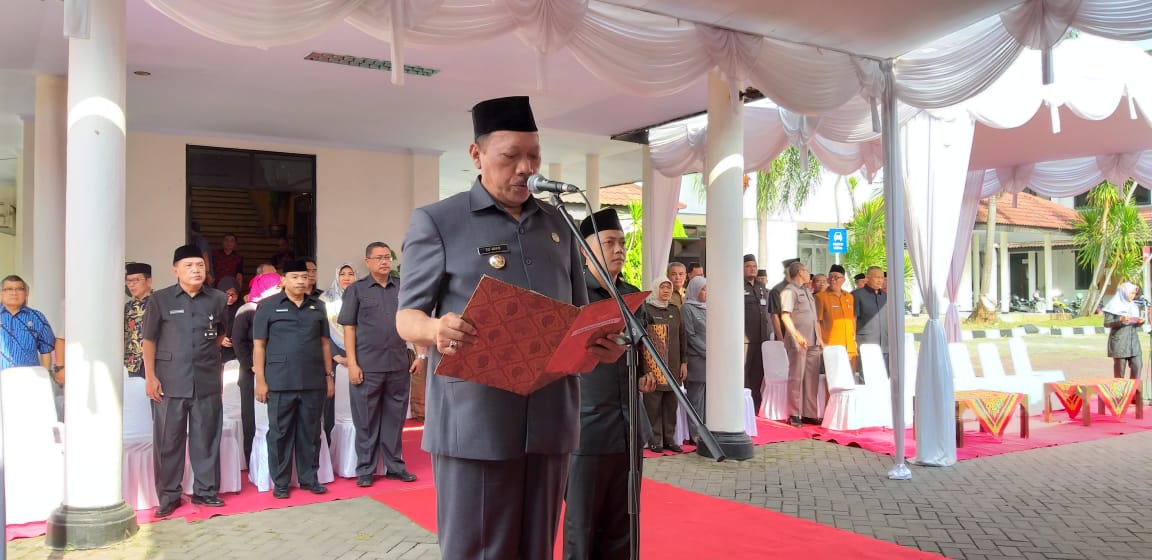 Mau Lebaran, Walikota Cilegon Lantik Ratusan Pejabat