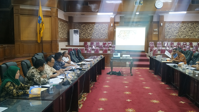 Dewan Desak Pembangunan Puspemkab Serang