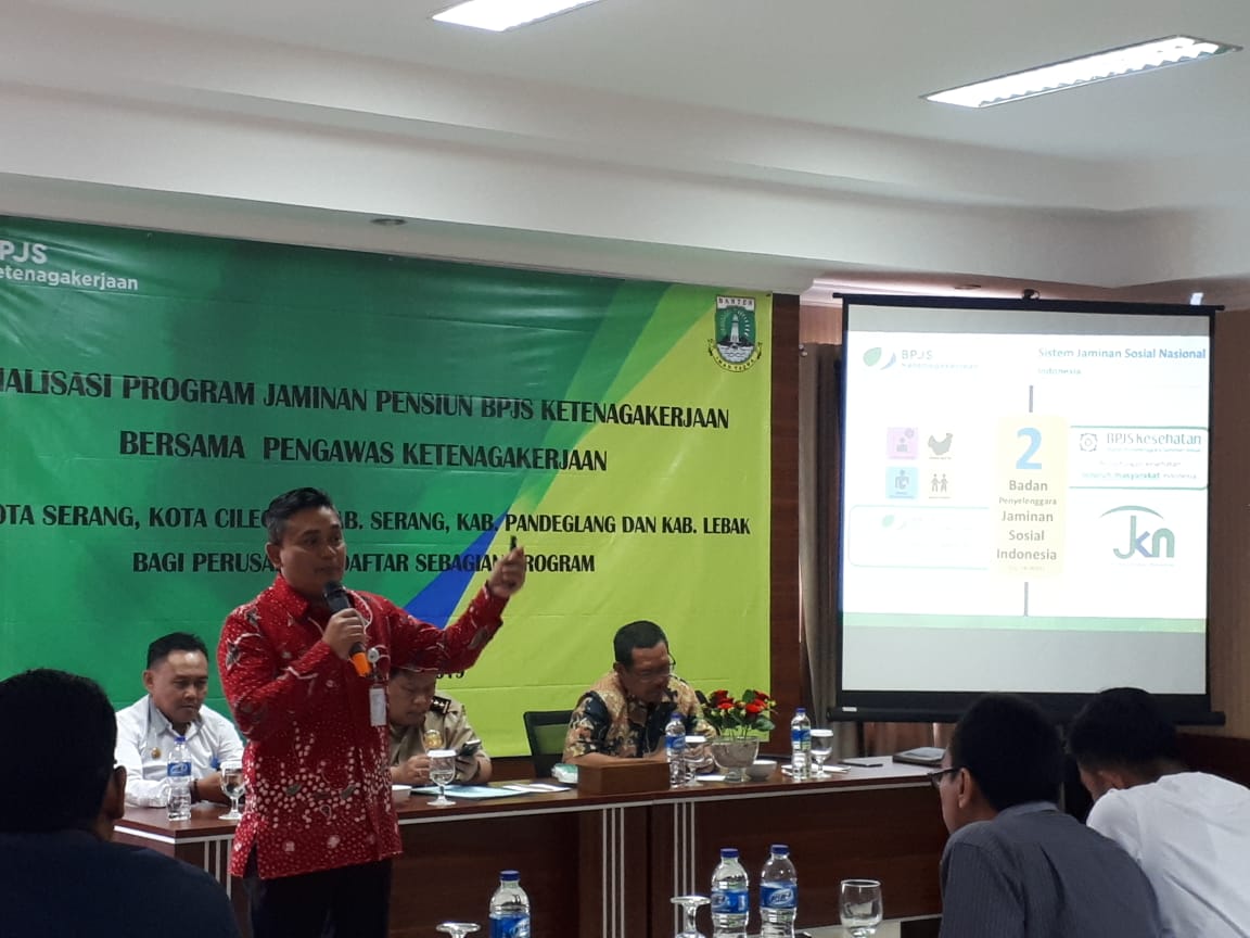 Buruh Juga Bisa Dapat Uang Pensiun Bulanan