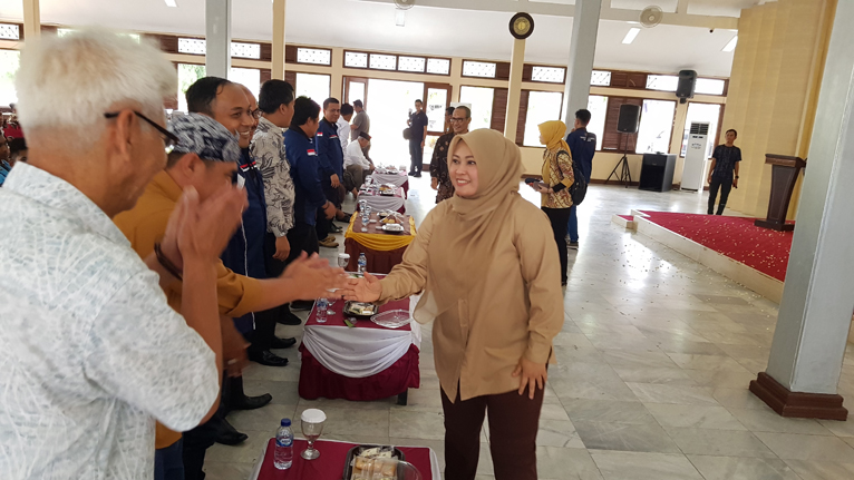 Bupati Irna Ajak Wartawan Bersinergi