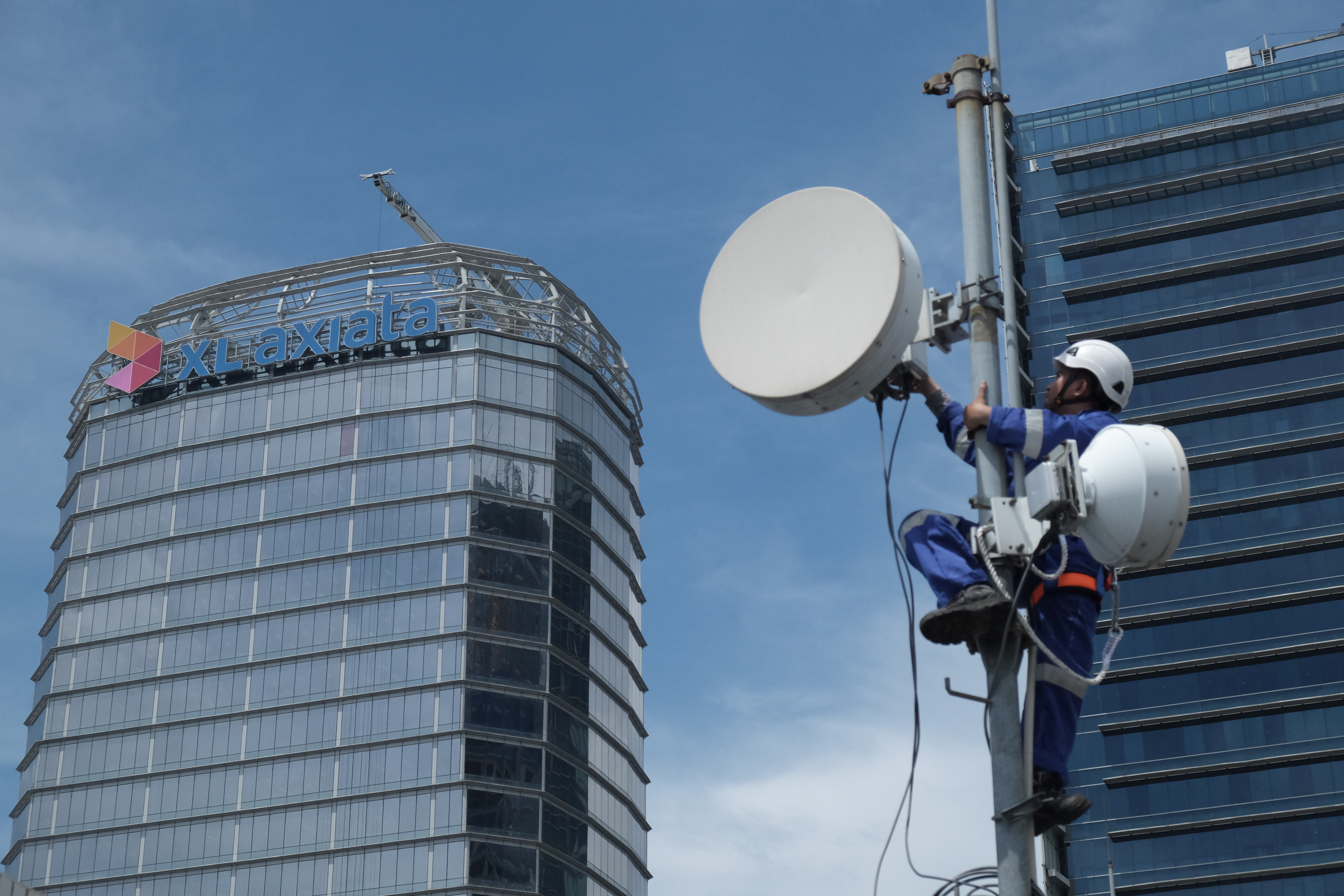 Beli Kartu Perdana XL Axiata Bebas Ongkos Kirim
