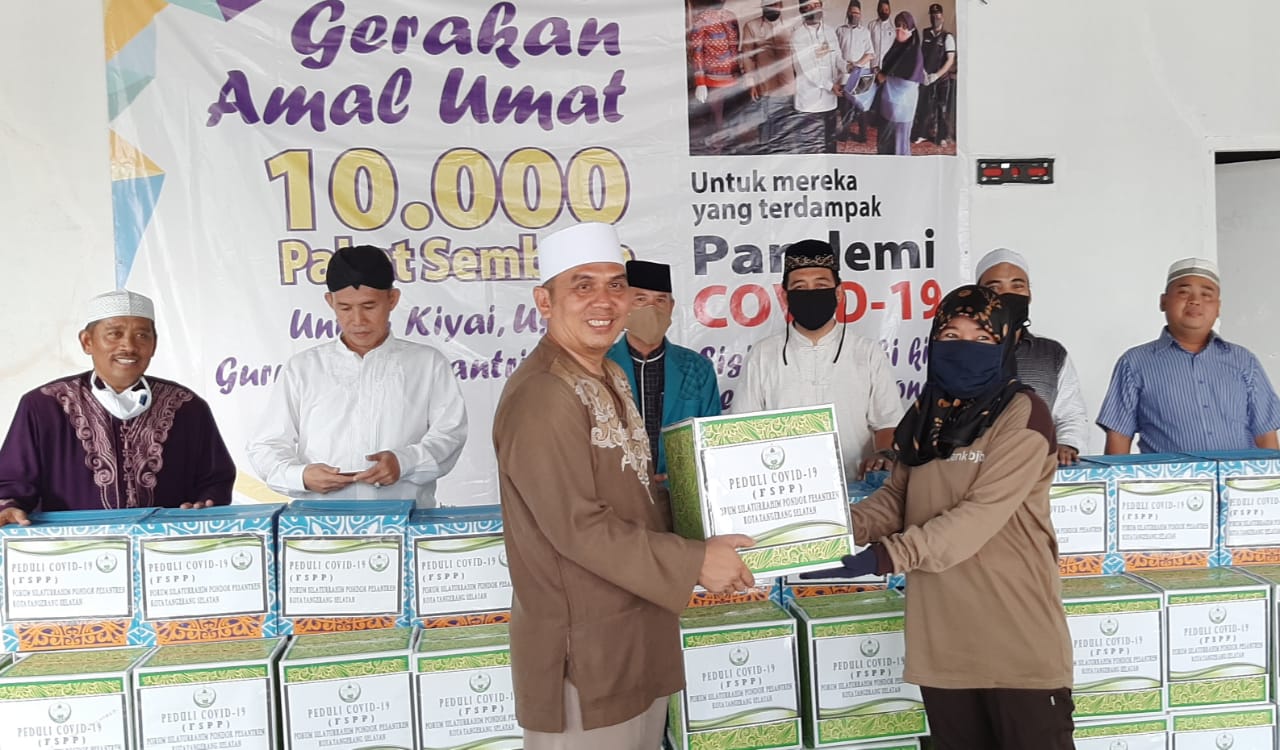 Gerakan Amal Umat, FSPP Tangsel Bagikan Paket Sembako