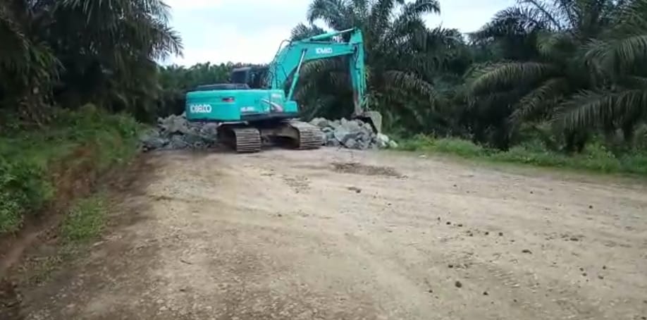 Penutupan Jalan Sabagi – Muncang Via Waduk Karian Diprotes Masyarakat