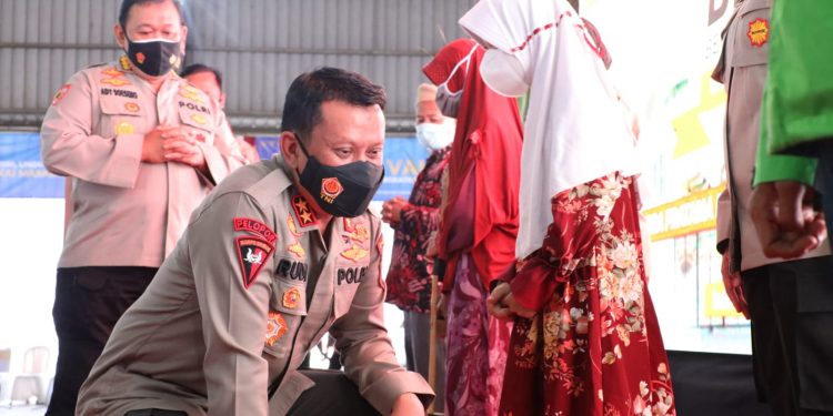 Alumni Akpol 1997 Wira Pratama Gelar Vaksinasi Berhadiah Sembako di Kabupaten Tangerang