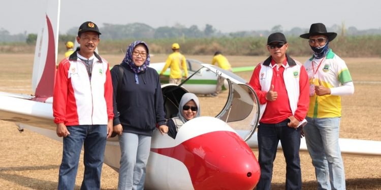 Usai Rakit Pesawat, Atlet Langsung Berlatih