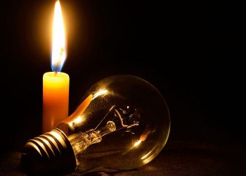 7 Tips Bertahan Hidup Jika Mati Lampu Lebih dari 6 Jam