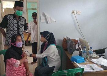700 Orang Warga Bojongcae Antusias Divaksin