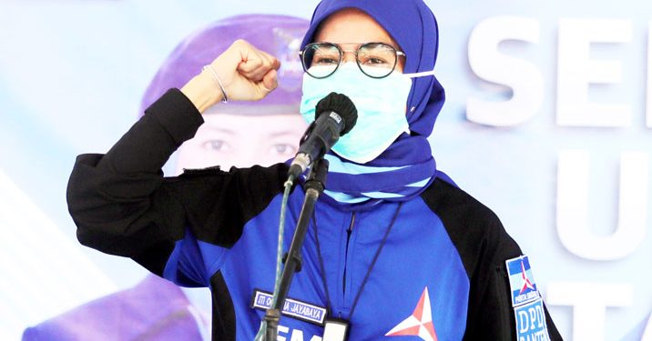 Siapa Berani Lawan Iti