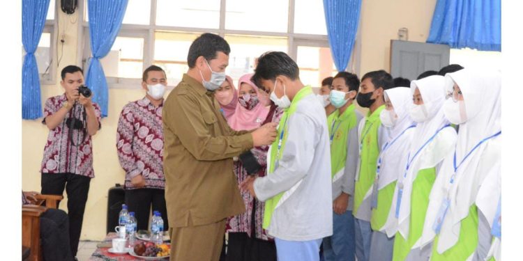 SMAN 10 Pandeglang, Sekolah Penggerak Gelar Roots Day dan Panen Raya Projek Satu